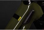 Santa Cruz V10 8 CC DH S gloss black sparkle – Bild 2